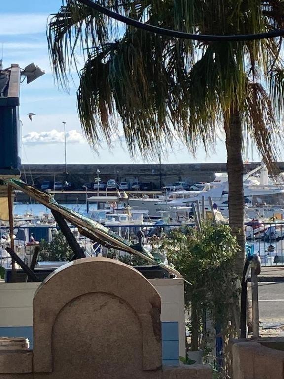 Casa Rosa Lucia Centrale Con Parcheggio سانريمو المظهر الخارجي الصورة