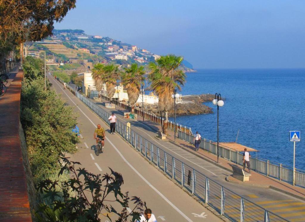 Casa Rosa Lucia Centrale Con Parcheggio سانريمو المظهر الخارجي الصورة