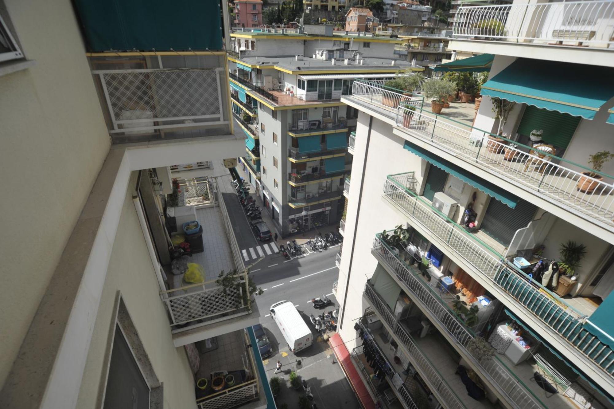 Casa Rosa Lucia Centrale Con Parcheggio سانريمو المظهر الخارجي الصورة