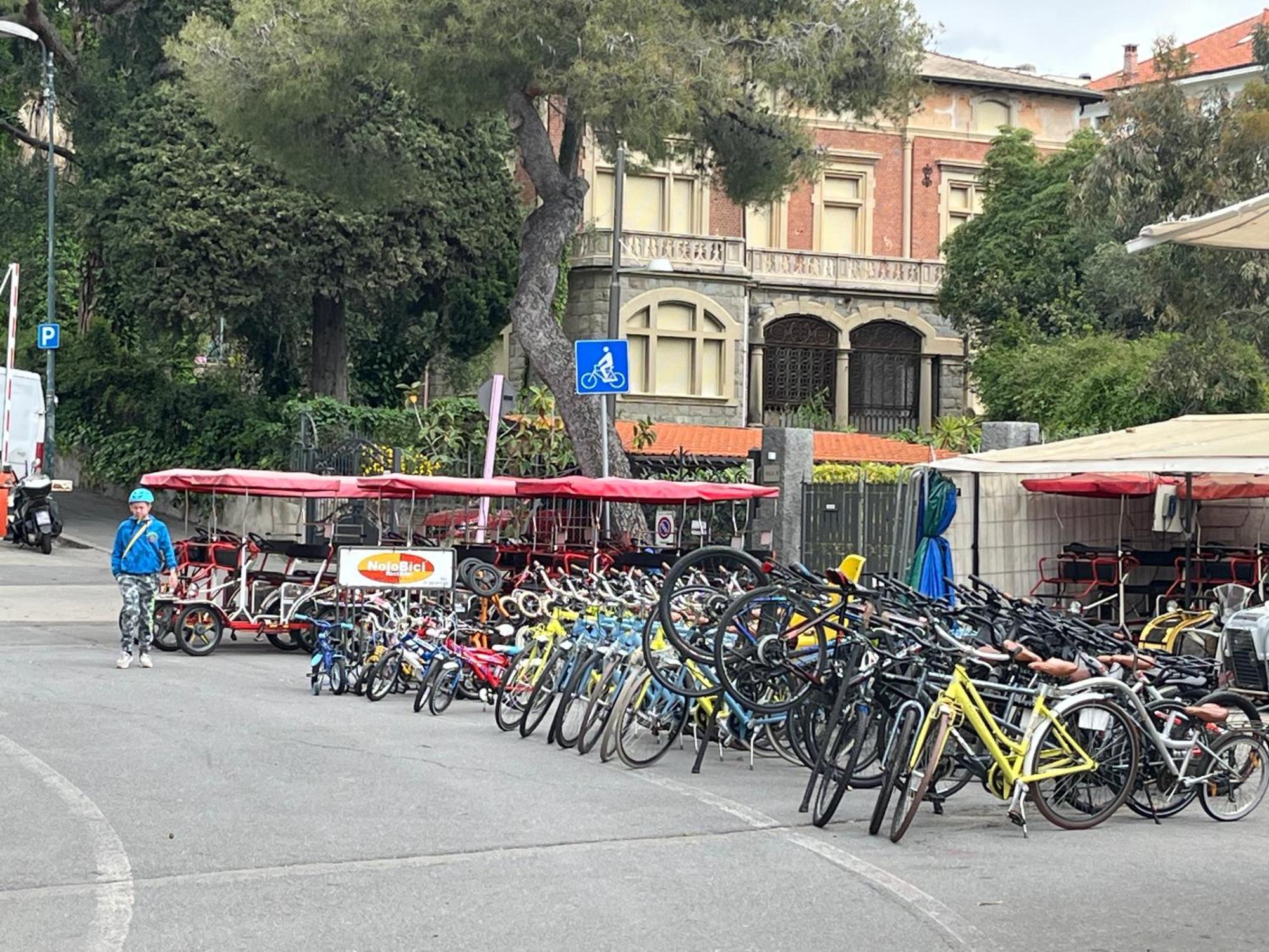 Casa Rosa Lucia Centrale Con Parcheggio سانريمو المظهر الخارجي الصورة